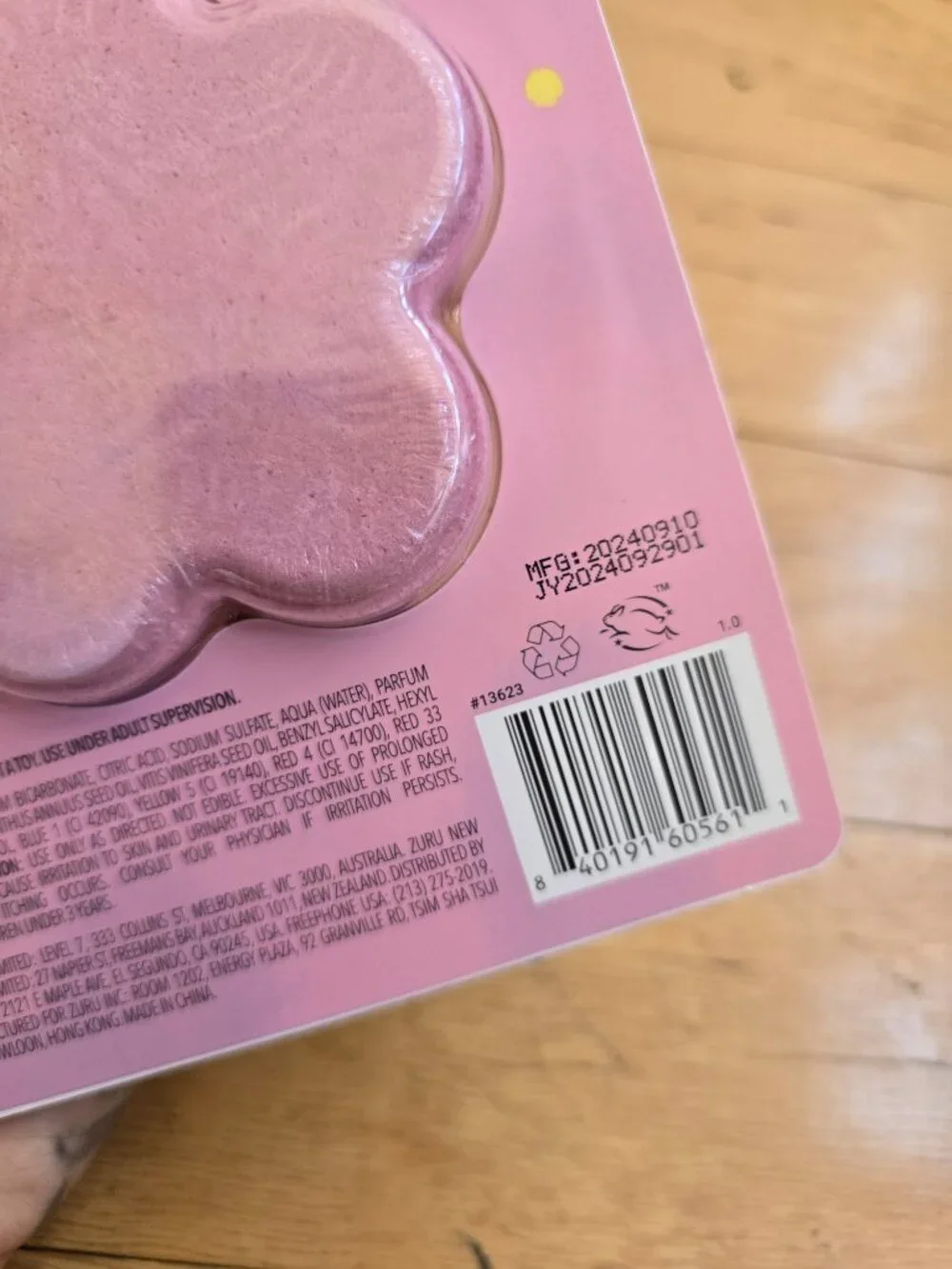 DAISE x Zuru Mini Brands | BRB Pink Flower Shaped Fizzy Bath Bomb